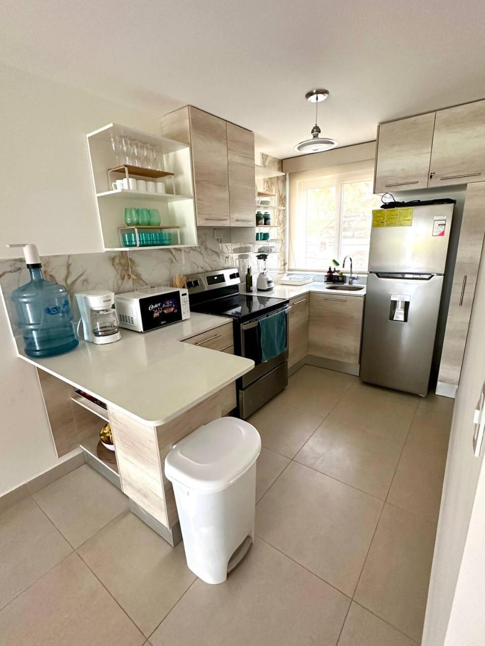 Agradable En Apartment Monterrico
