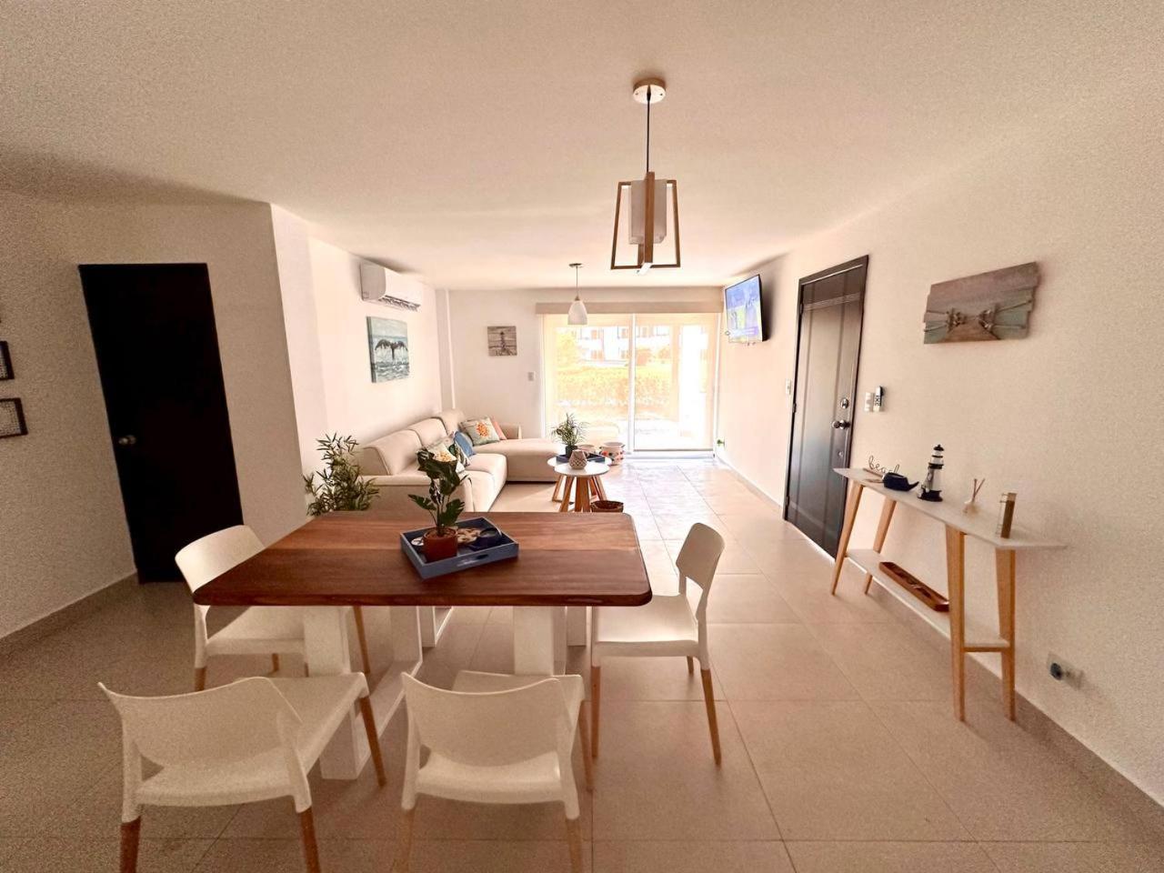 Agradable En Apartment